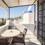 Central, Cozy, 15 Min Walk To The Beach, Fast Wi-fi, Free Parking, 4ppl *