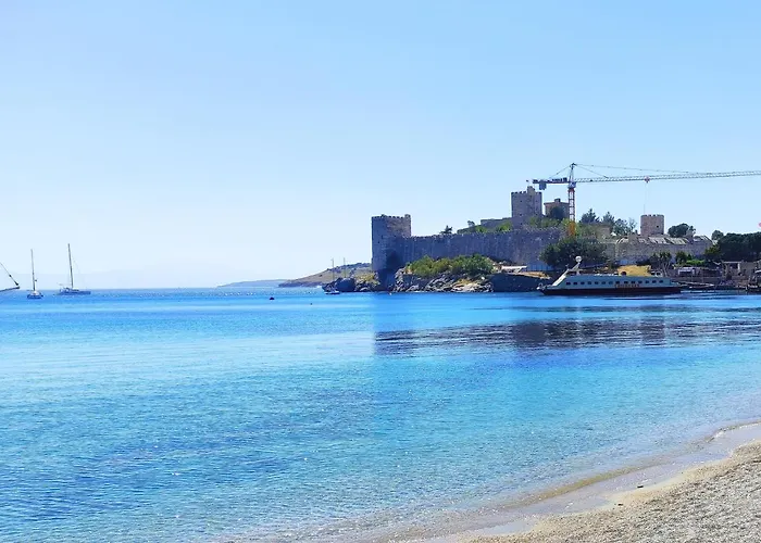 Apartmán Central, Cozy, 15 Min Walk To The Beach, Fast Wi-fi, Free Parking, 4ppl